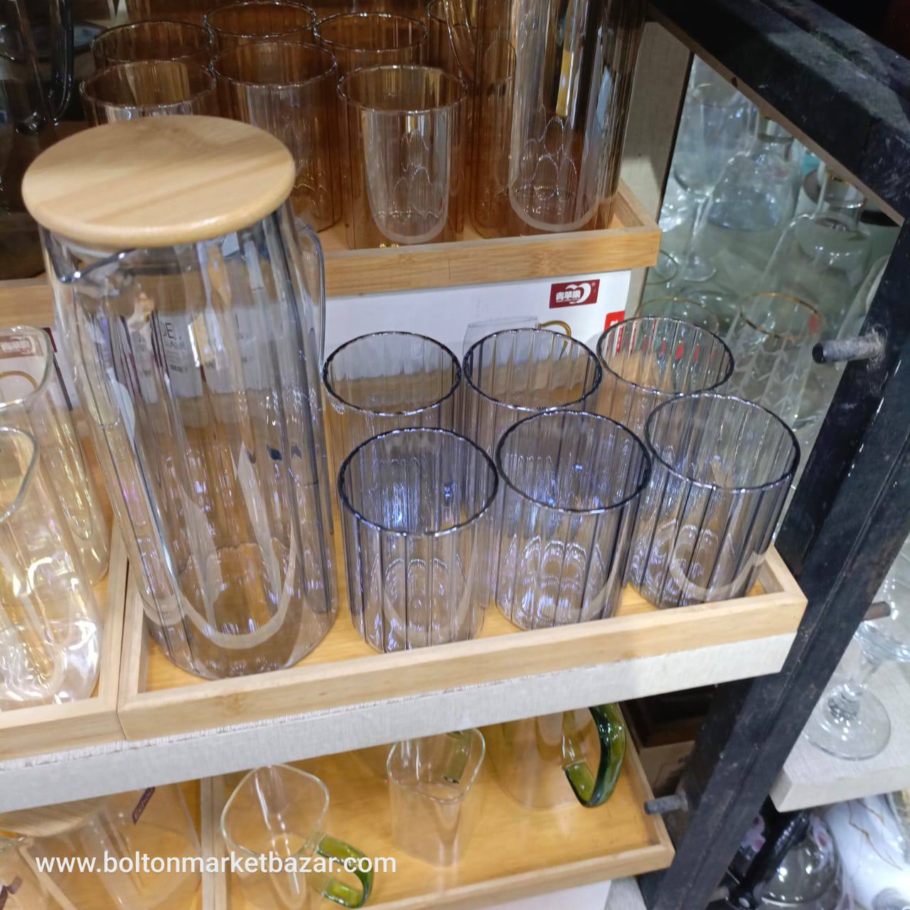 5250-juggls Jag With Glass Set With A Wooden Serving Tray. - Image 1