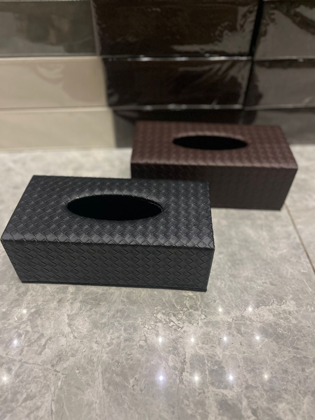 2026/06/1009905013.jpg Premium Quality 1pc Leather Tissue Box - Image 1