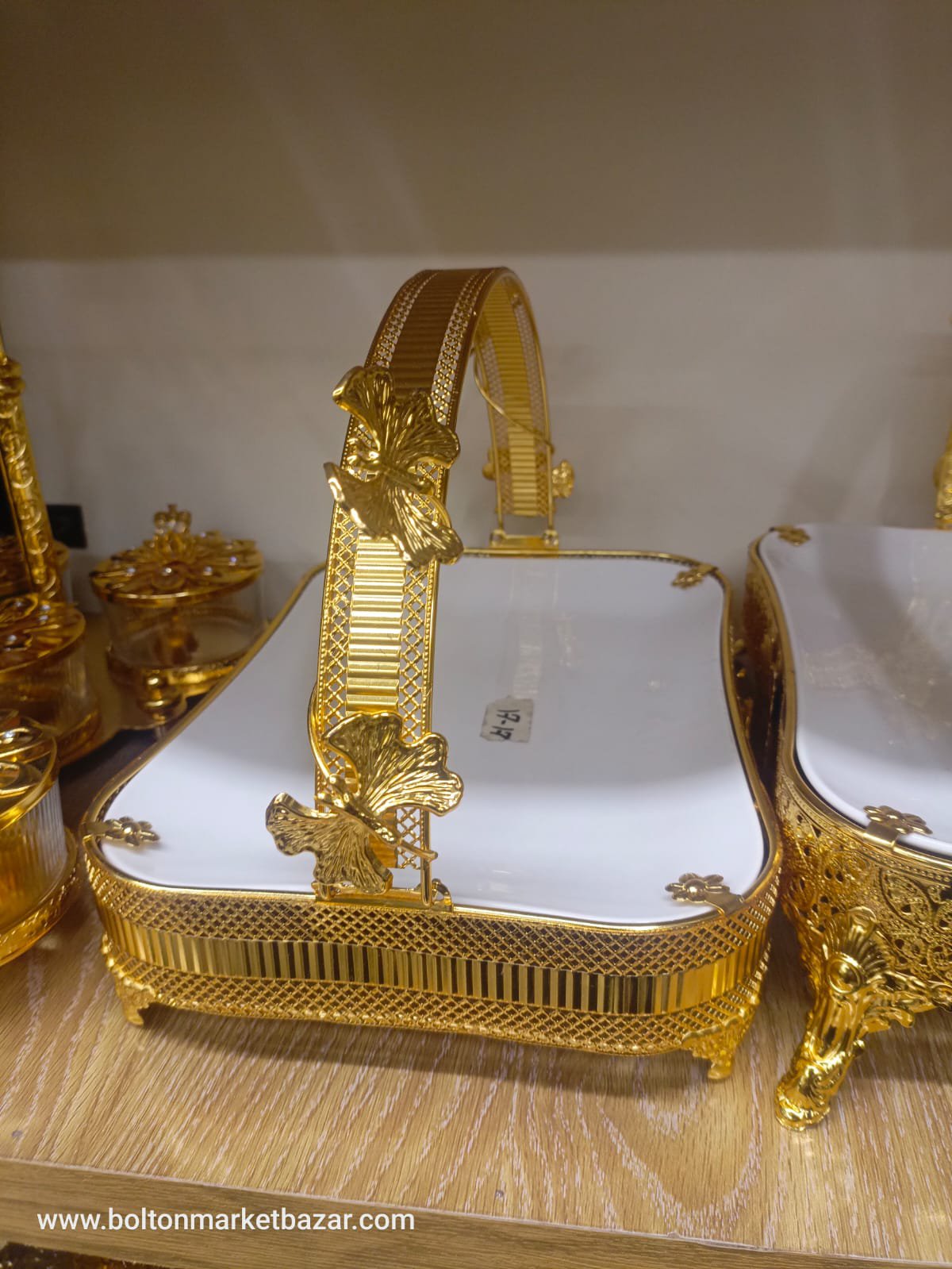 2026/06/1010798576.jpg Premium Quality Golden Serving Dish - Image 1