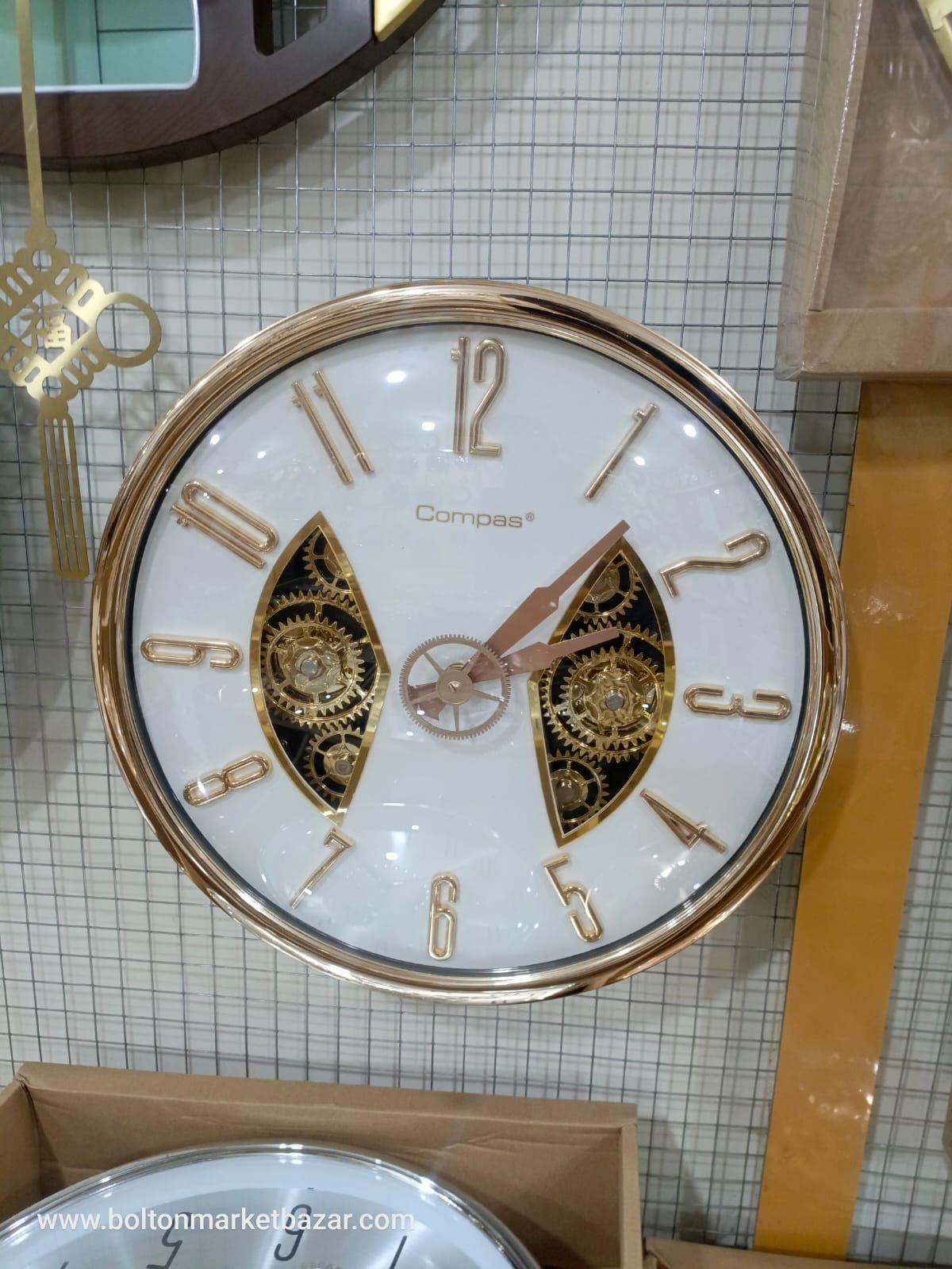 2026/07/1011085830.jpg Imported White Golden Gear Movement Clock - Image 1