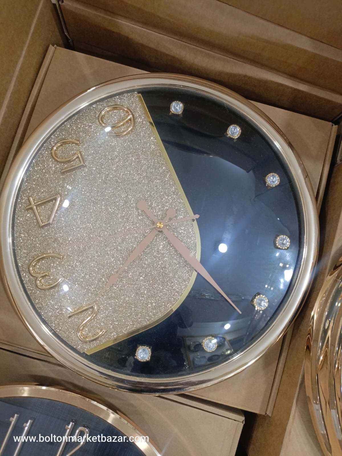 2026/07/1011085842.jpg New Look Imported Wall Clock - Image 1