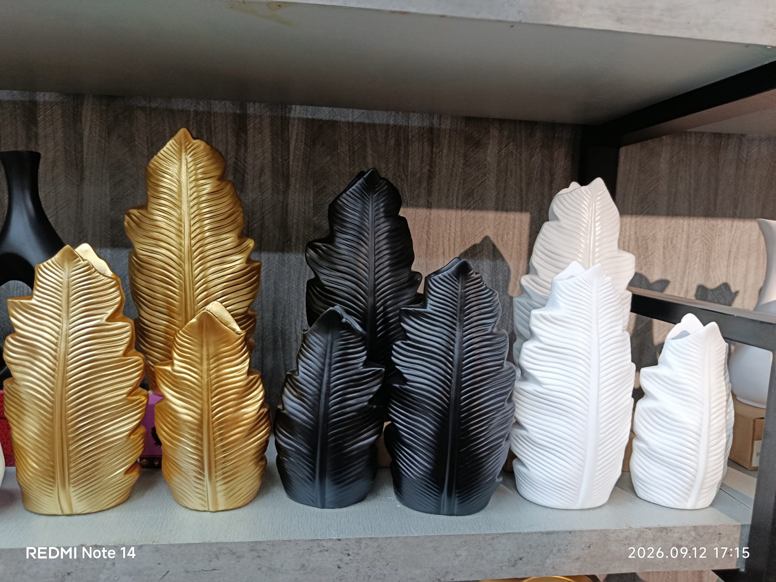 2026/09/1000130091-scaled.jpg Premium Quality 3pc fiber vas table decor - Image 1
